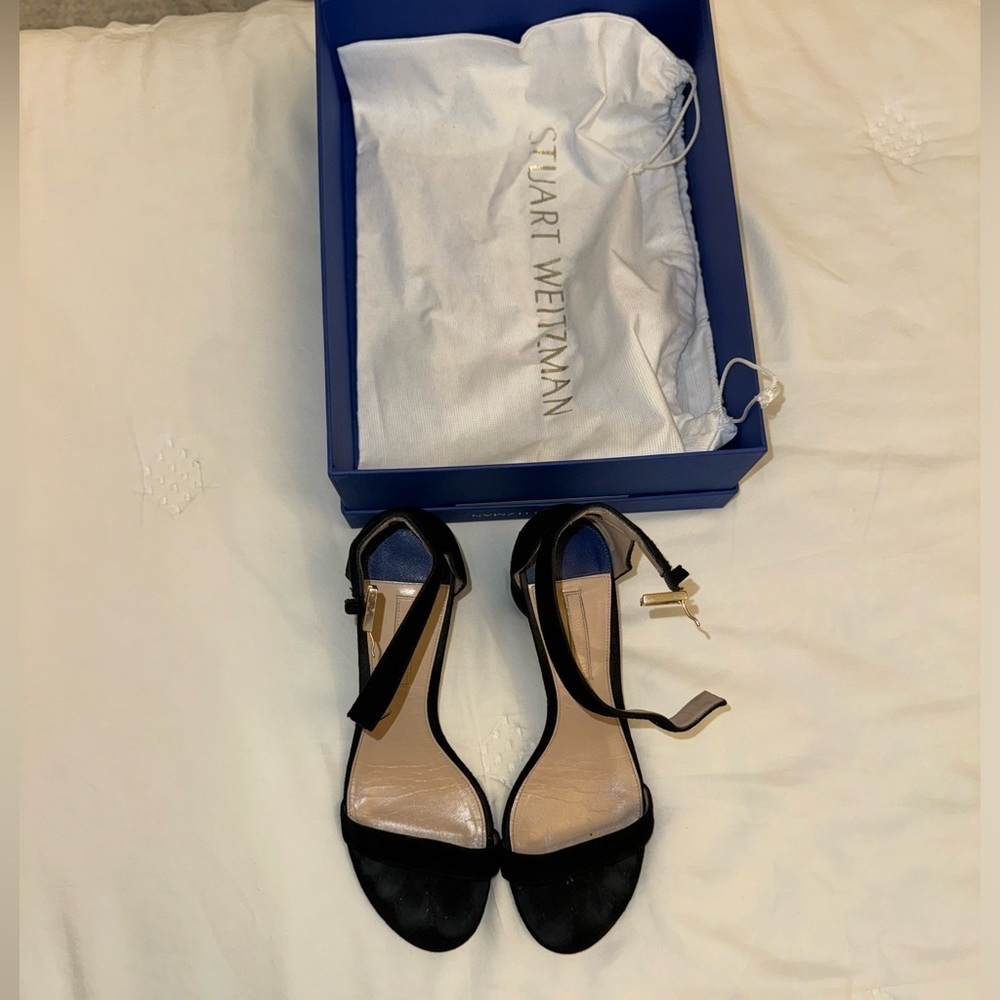 Stuart Weitzman black suede heels size 8 - Picture 10 of 12